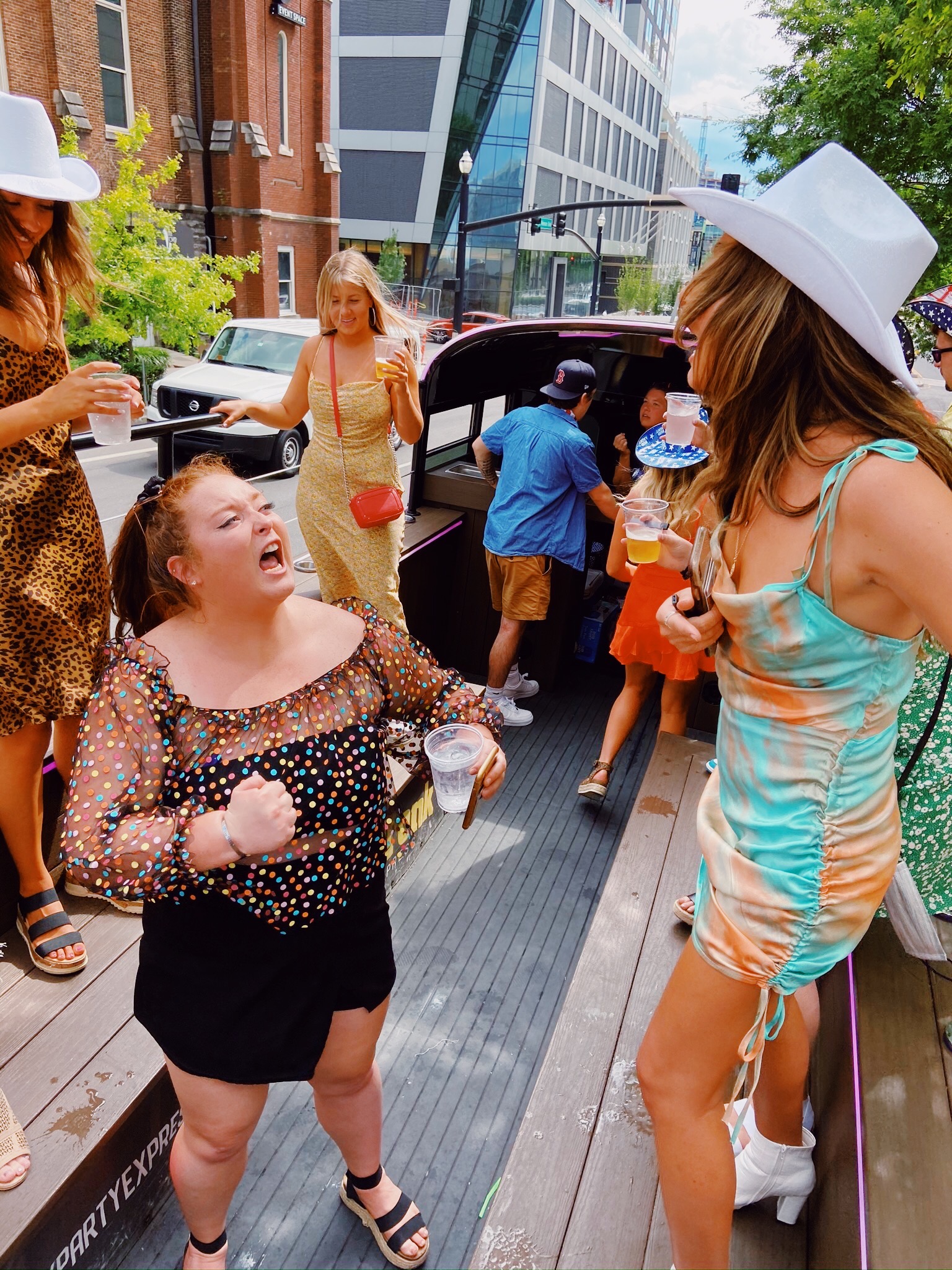 The “WOO Girls” of Nashville TFM