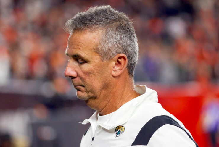 Urban Meyer Apologizes For Living The Dream… Err, Being A Distraction To The Team