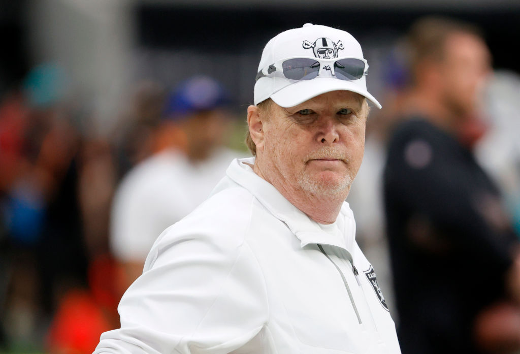 LAS VEGAS, NEVADA - SEPTEMBER 26:  Las Vegas Raiders owner and managing general partner Mark Davis watches his team warm up before a game against the Miami Dolphins at Allegiant Stadium on September 26, 2021 in Las Vegas, Nevada. The Raiders defeated the Dolphins 31-28 in overtime.  (Photo by Ethan Miller/Getty Images)