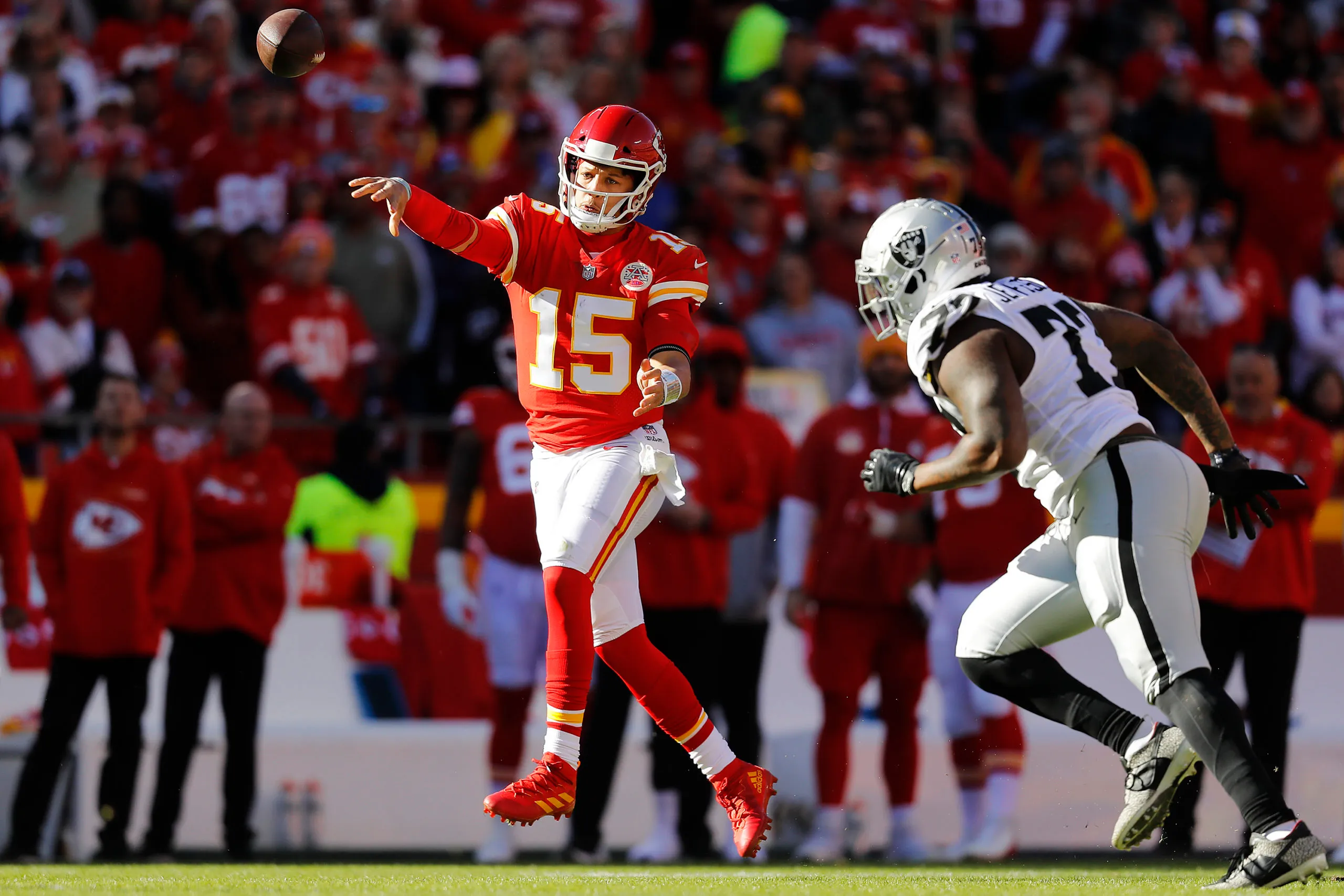 Las Vegas Raiders v Kansas City Chiefs