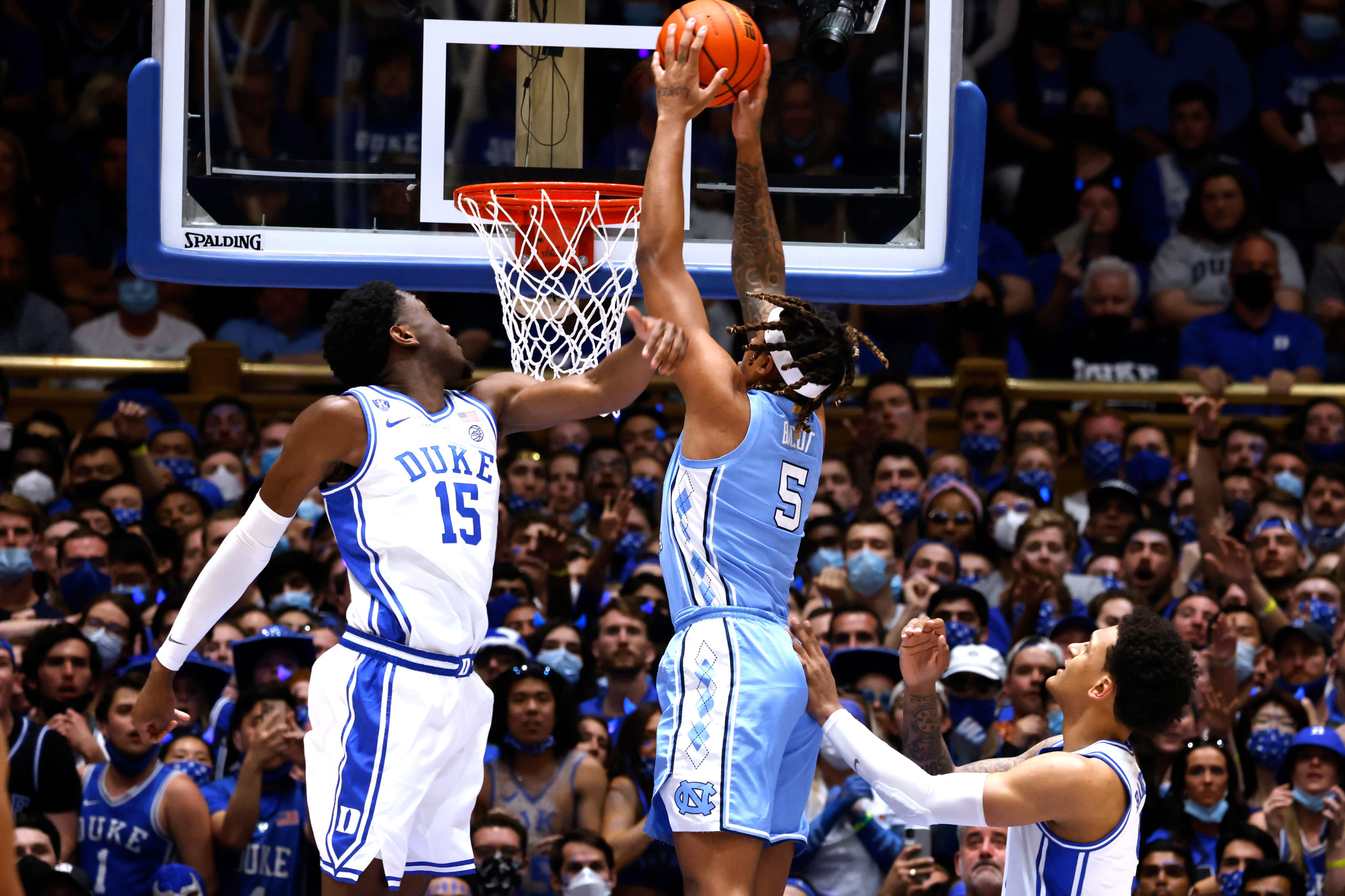 Bet $5 On UNC v. Duke And Get $150 Back Instantly