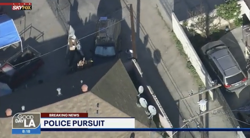 News Cast Catches LAPD Incompetence for Over a Minute