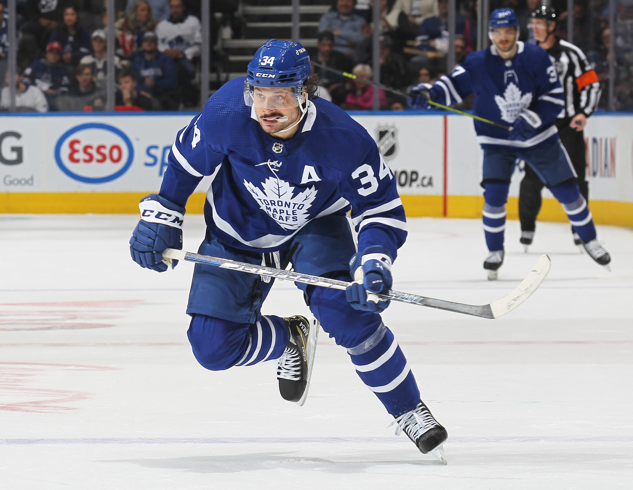 Ontario, Sports Betting is Live, Bet on The Maple Leafs v. Stars with Caesar’s
