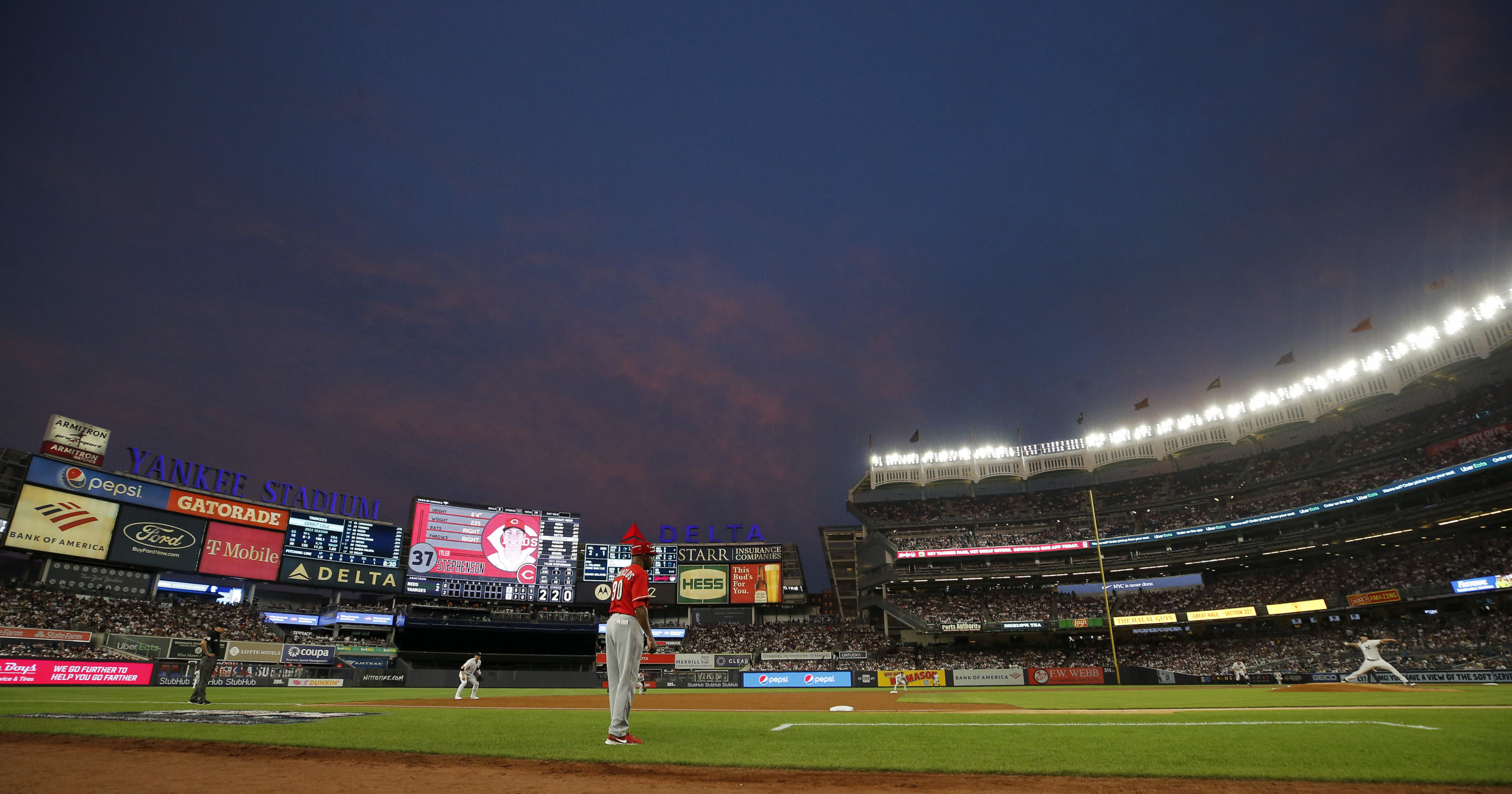 Yankees Fans Fight Each Other In Stands, Wild Haymakers Caught On Video