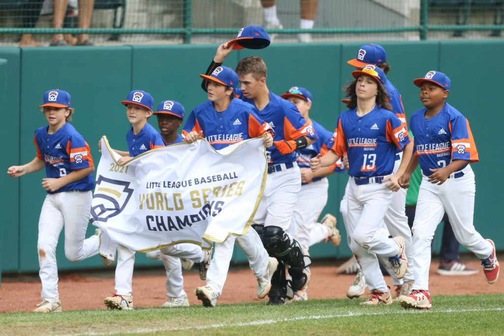 WILLIAMSPORT, PENNSYLVANIA - AUGUST 29: Team Michigan players celebrate winning the 2021 Little League World Series championship game against Team Ohio at Howard J. Lamade Stadium on August 29, 2021 in Williamsport, Pennsylvania. (Photo by Joshua Bessex/Getty Images)