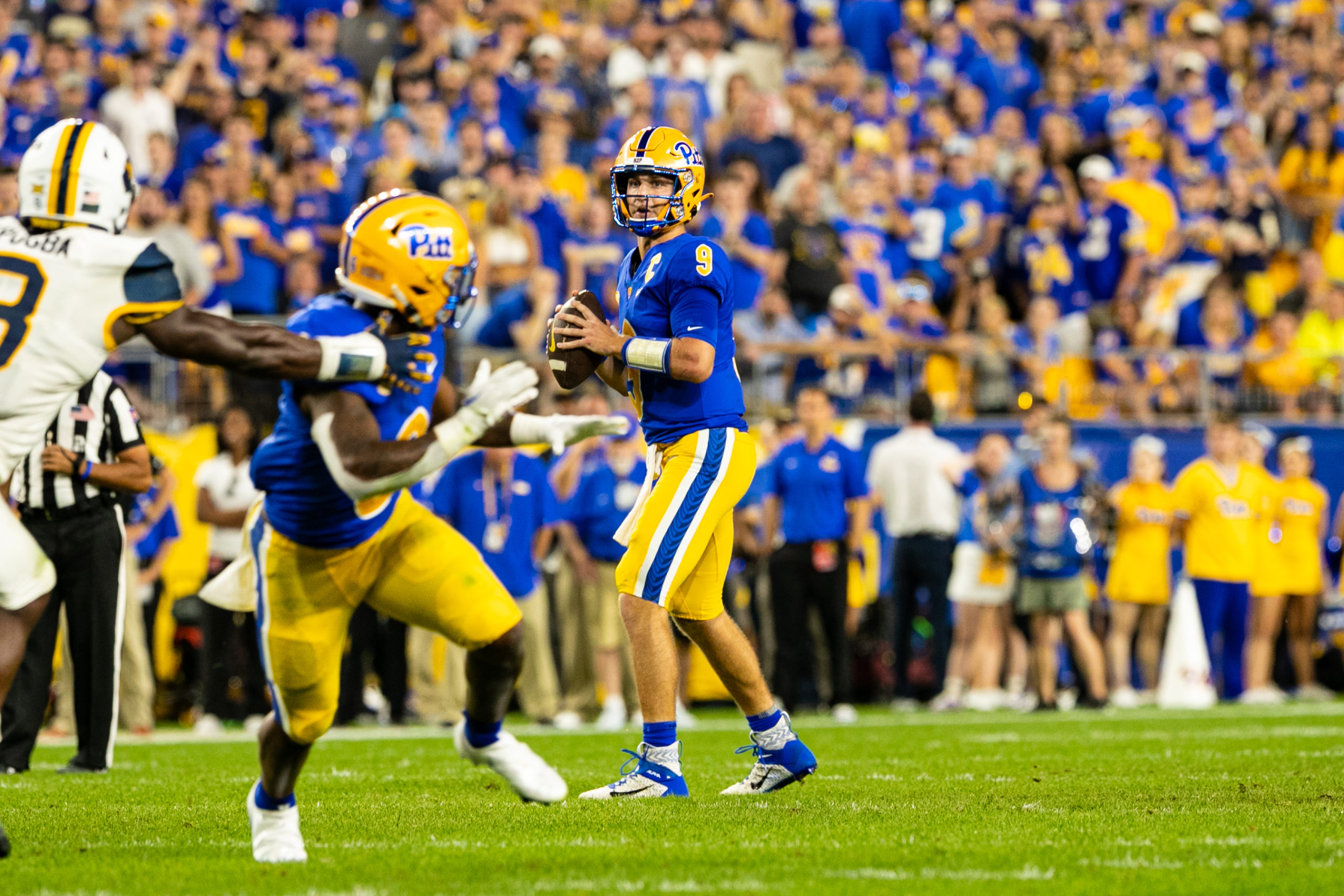 Get A Free Bet Up To $1,250 On Pitt vs. Tennessee With Caesars