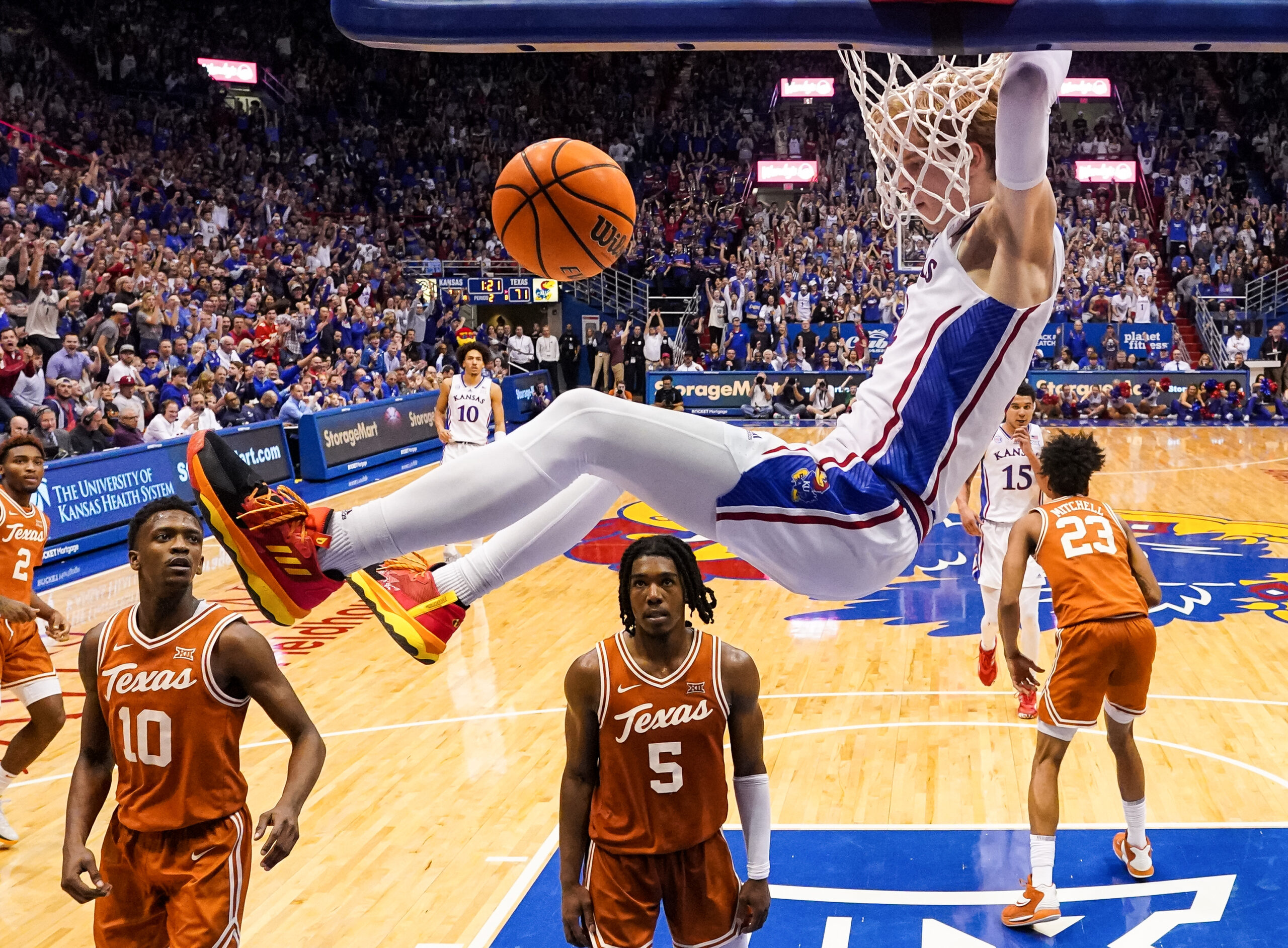 Bet $20 on Kansas vs. Texas in the Big 12 Championship and Get $200 in Bet Credits