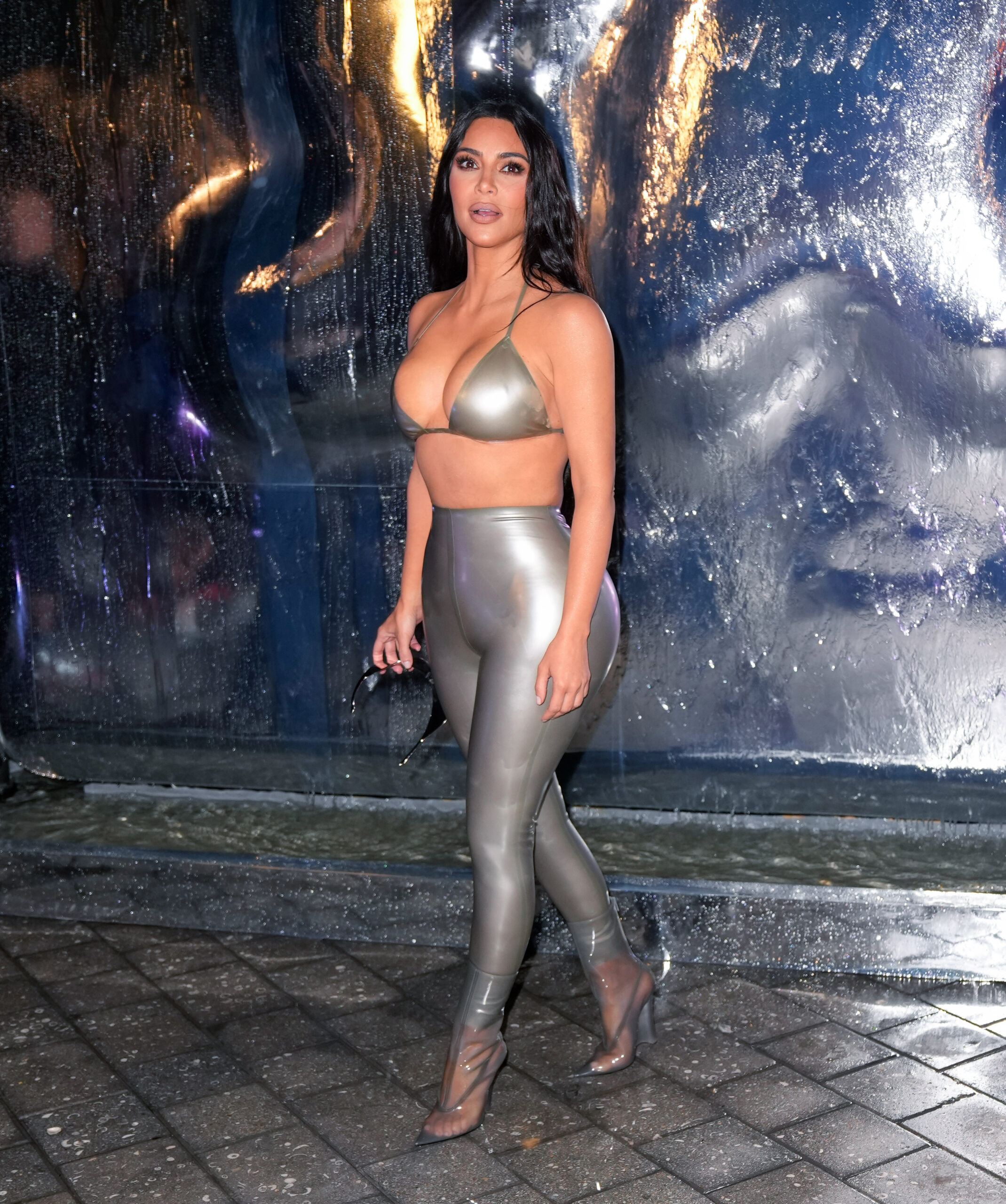 MIAMI, FLORIDA - MARCH 19: Kim Kardashian visits the SKIMS SWIM Miami pop-up shop on Saturday, March 19, 2022 in Miami, Florida. (Photo by J. Lee/Getty Images for ABA)