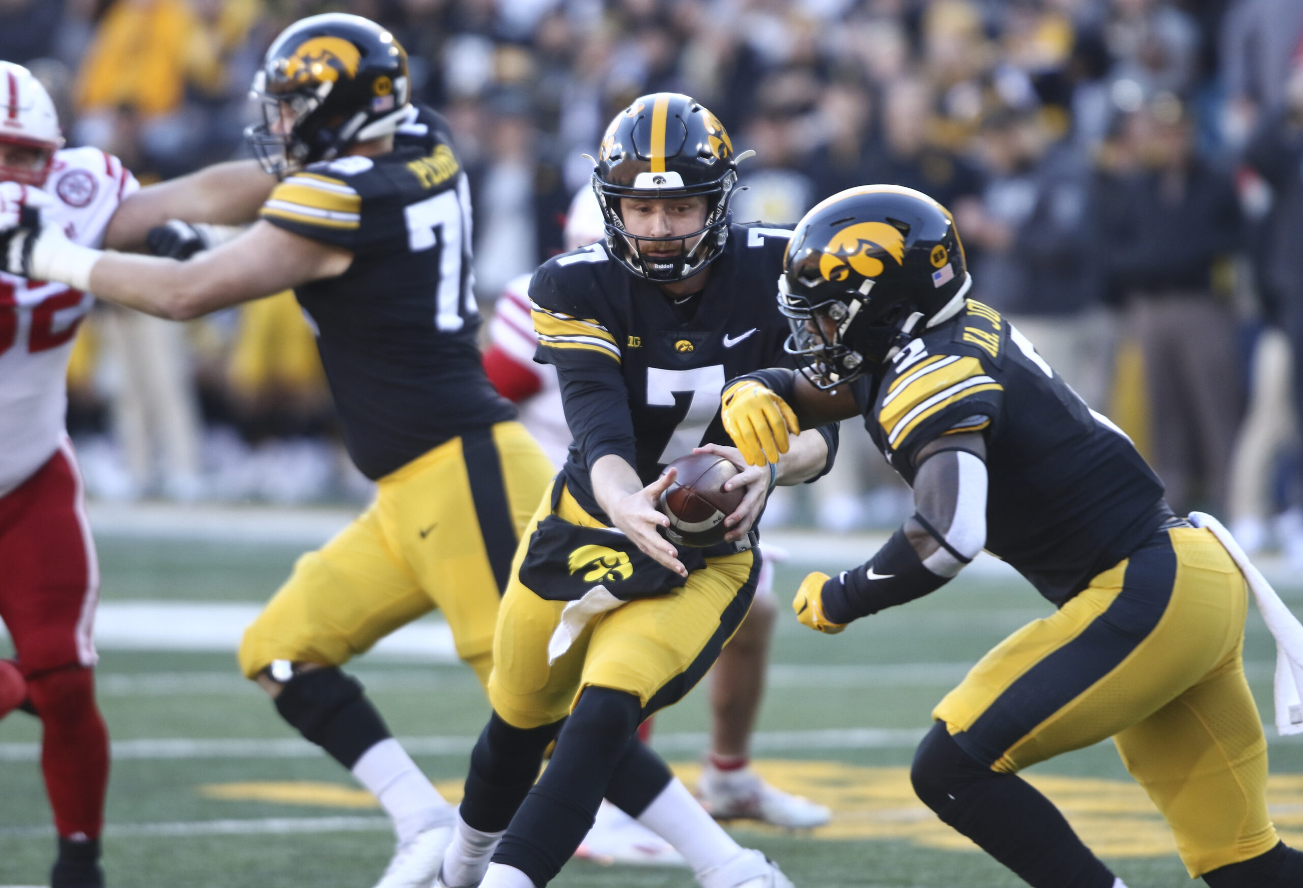 Bet $5 On Iowa vs. Utah State & Get $200 In Bonus Bets