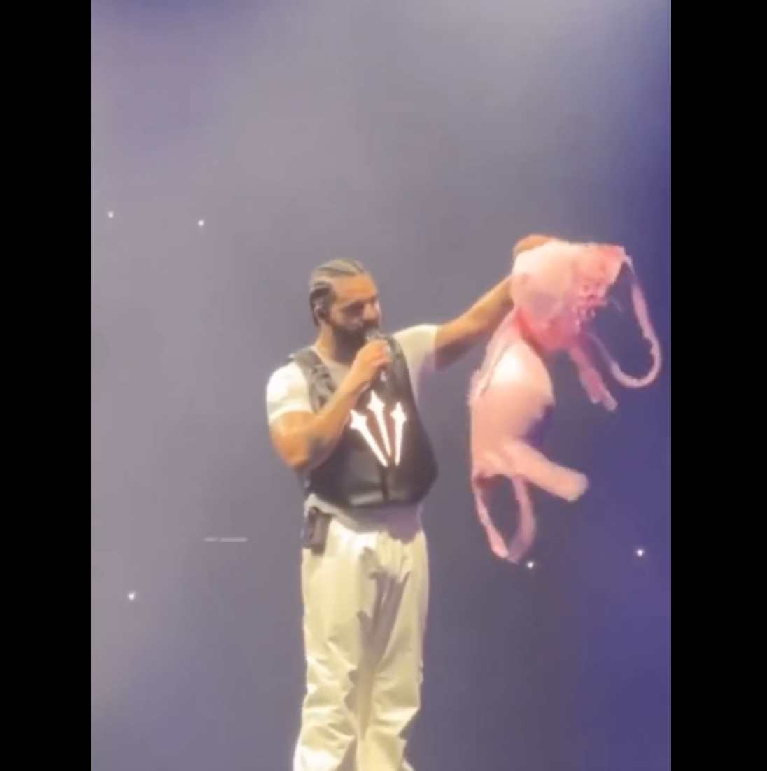 Drake Receives His Largest Bra Ever On Stage