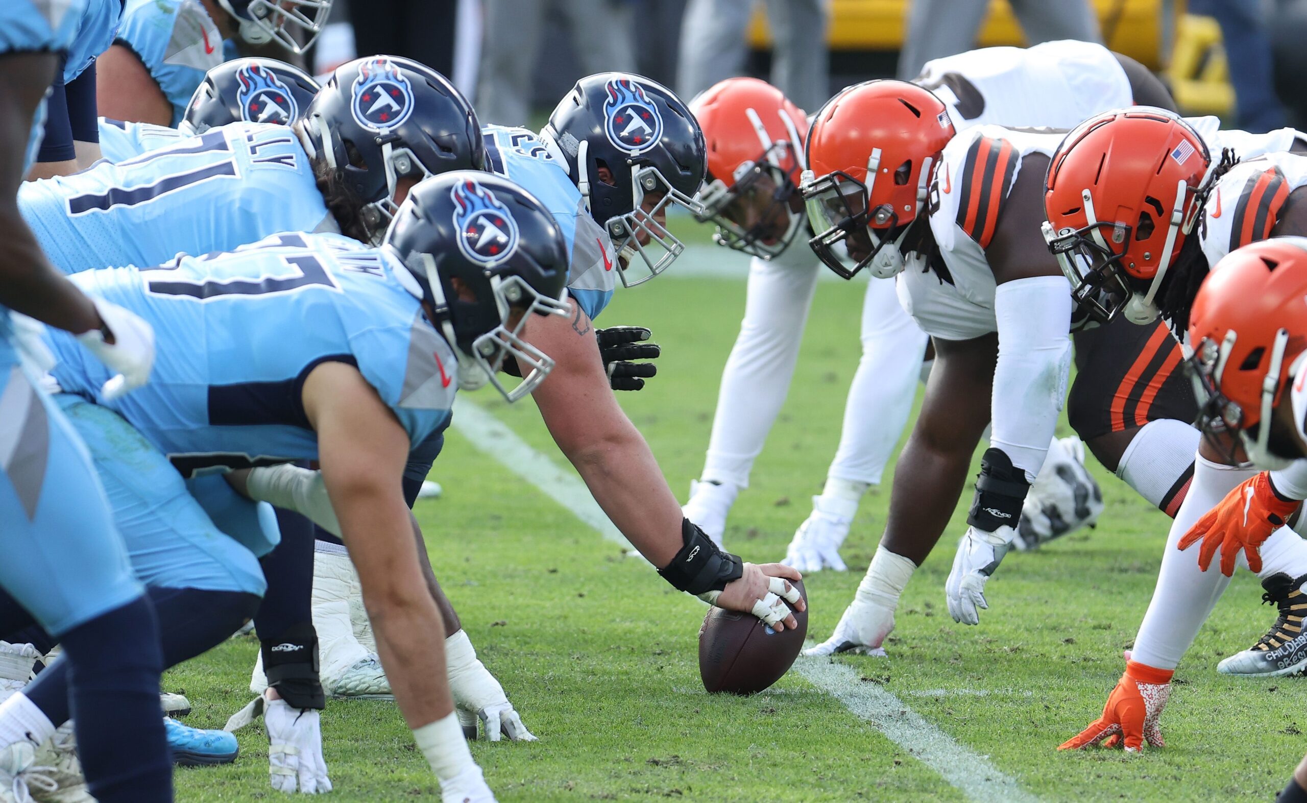 Bet $5 On The Titans vs. Browns & Get $200 In Bonus Bets!