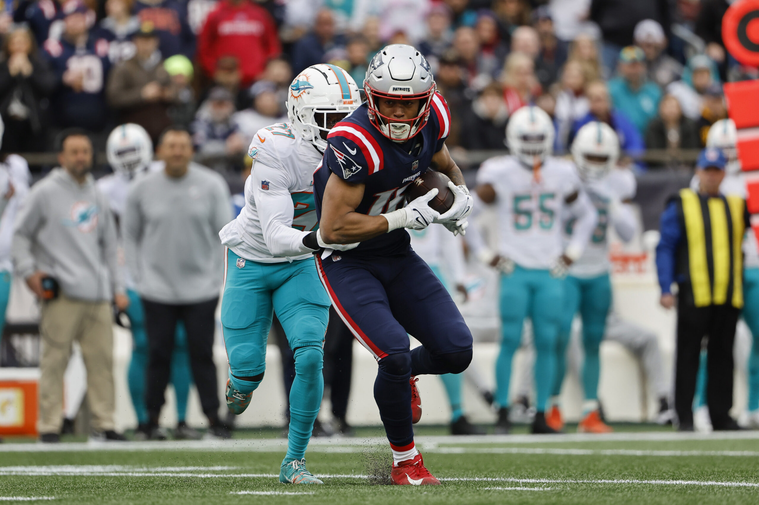 Miami Dolphins v New England Patriots