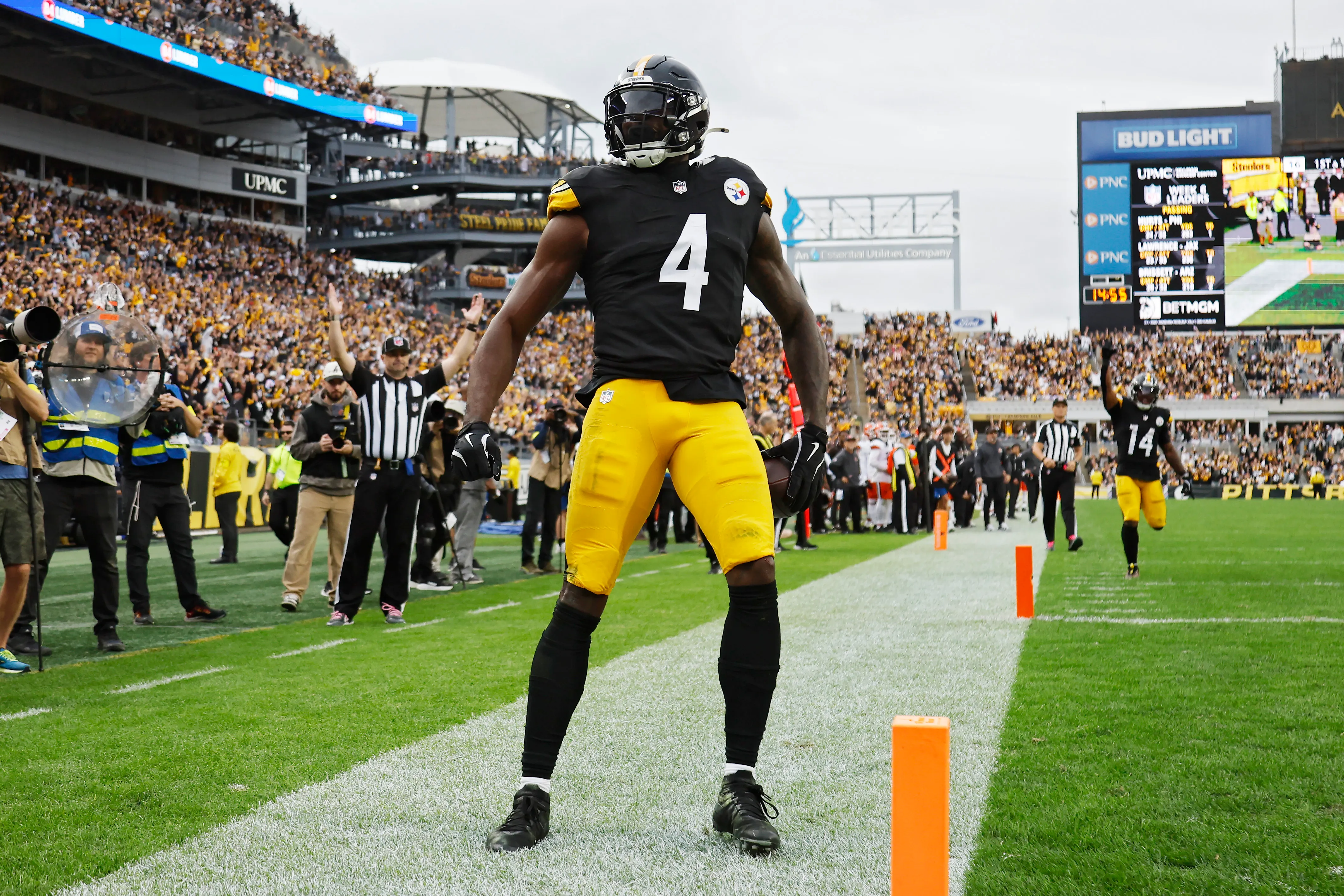 Steelers vs Bengals: Bet $5 & Get $300 In Bonus Bets if you win!